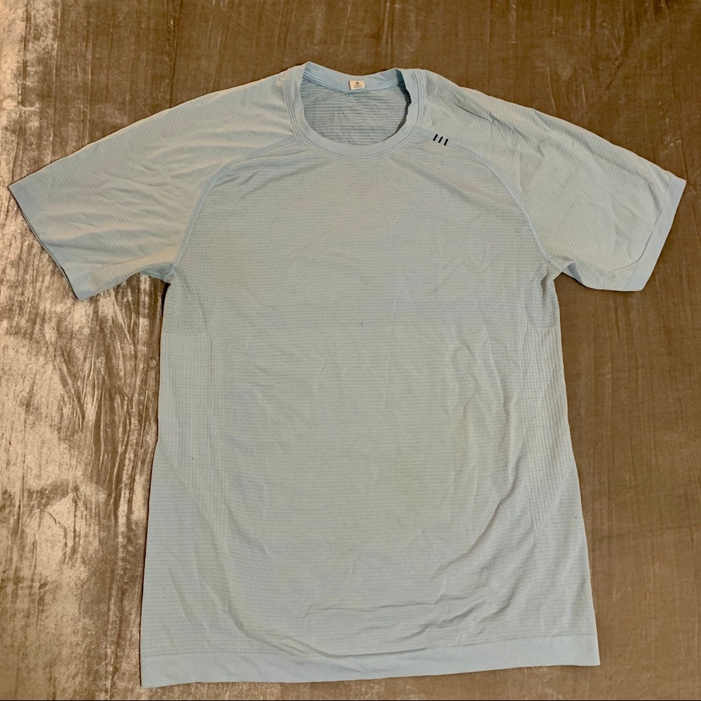 Men’s Lululemon Tee Shirt